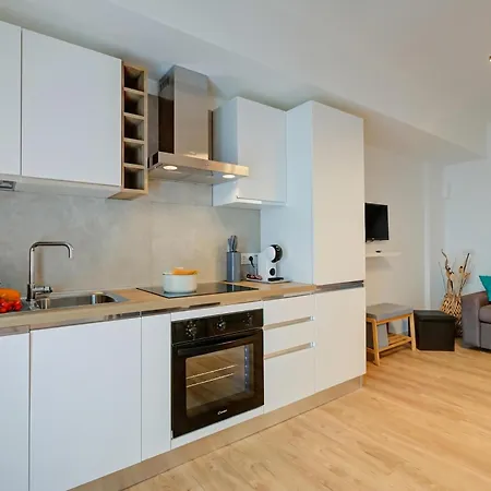 Apartment Il Vecchio Faggio: Maggiore View Terrace - Happy *